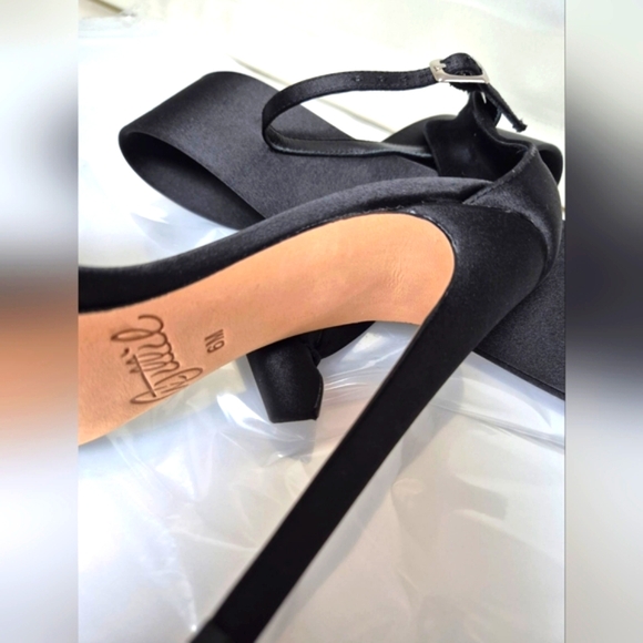 New Satin Open Toe Heels - Picture 6 of 6